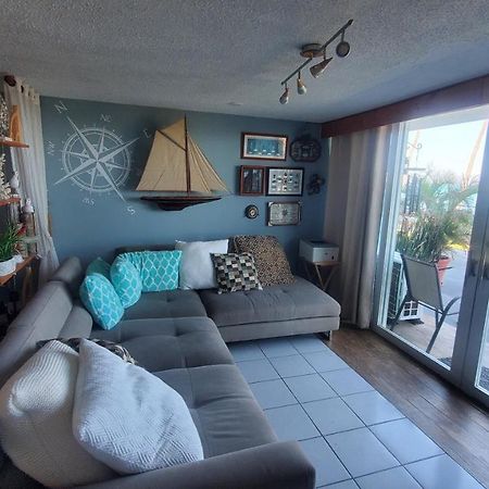 Nauetik, Ocean Front! Great View Apartment Fajardo Luaran gambar