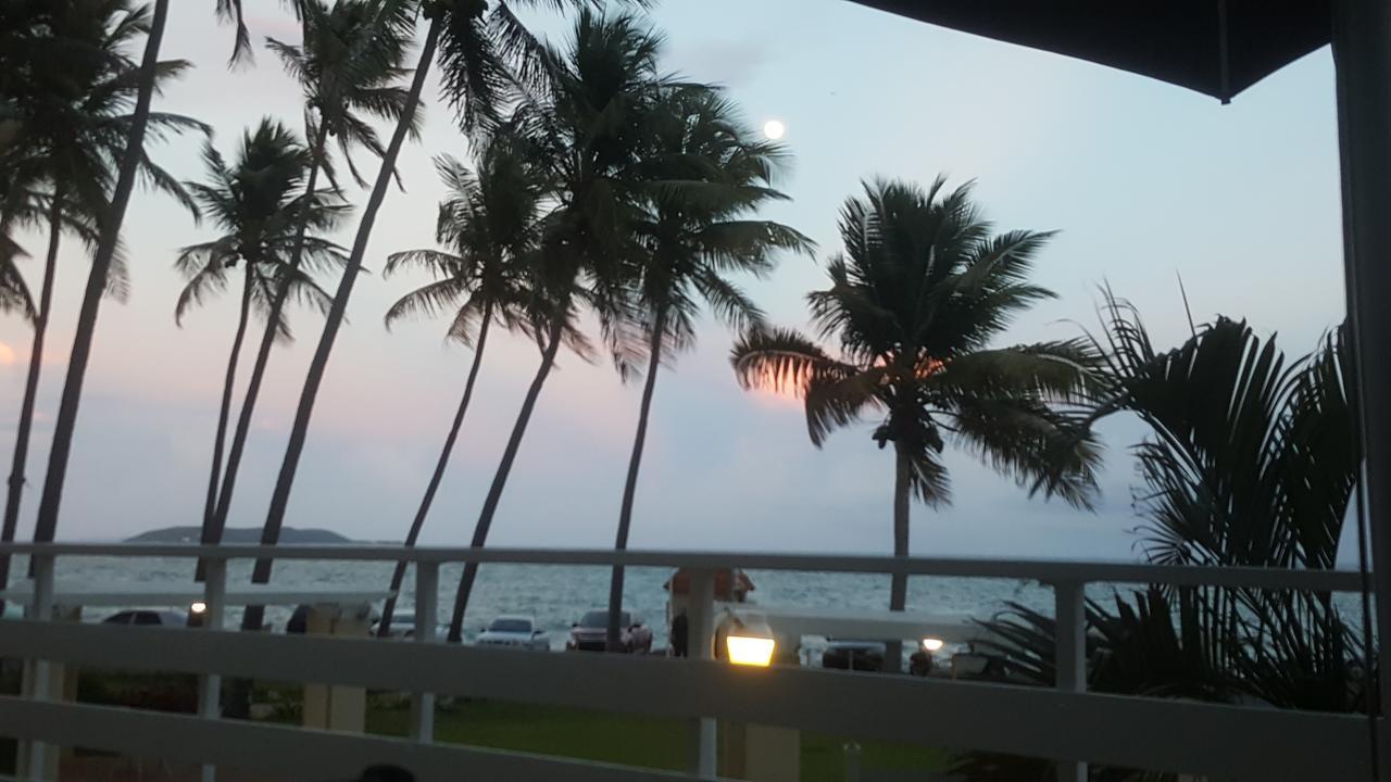 Nauetik, Ocean Front! Great View Apartment Fajardo Luaran gambar